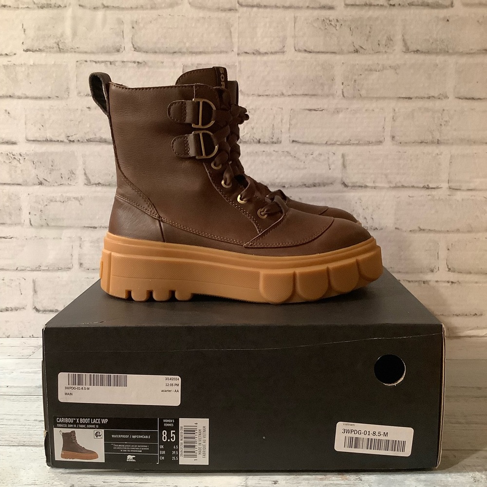 Sorel Women’s Size 8.5 Caribou X Boot Lace Waterproof-Tobacco/Gum